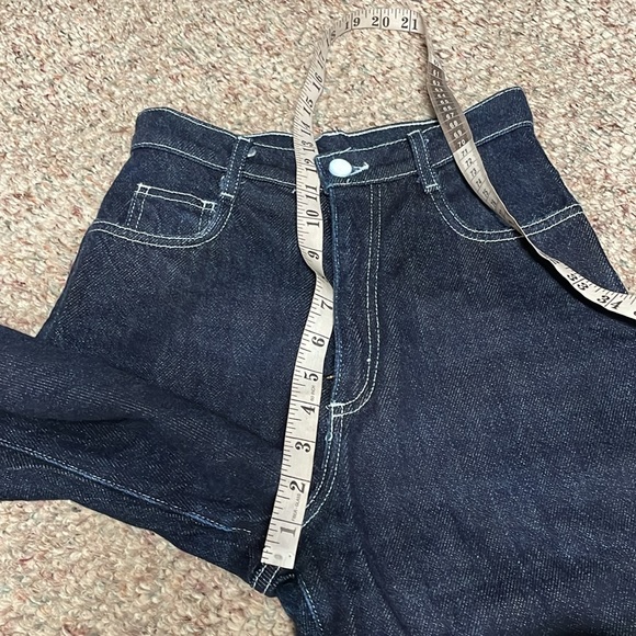 🎃20%OFF🎃 High-waisted Wedgie Fit Flare Leg Crop Jeans - Picture 5 of 9